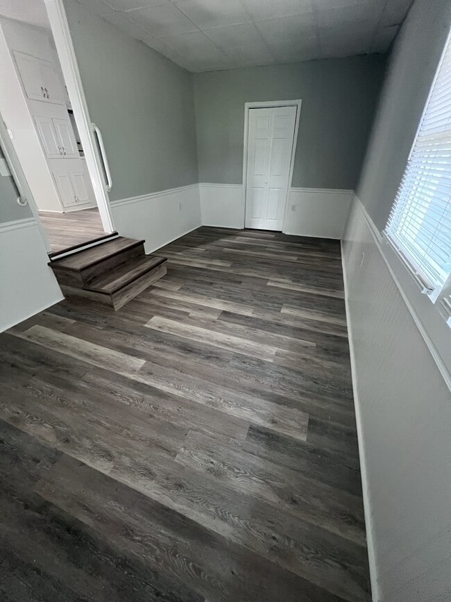 Photo - 2308 Pine Way