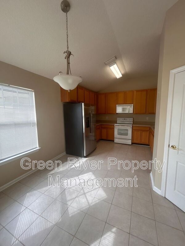 Photo - 2120 Stone Creek Dr
