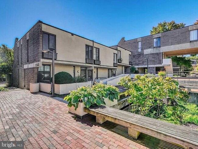 Photo - 2311 Pennyroyal Terrace