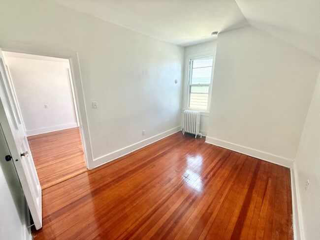 Photo - 228 Saratoga St Unit 5