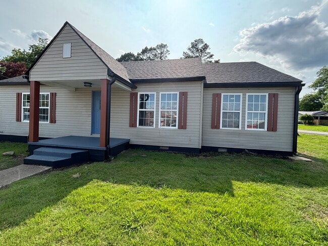 Photo - 11379 Highway 49 N House