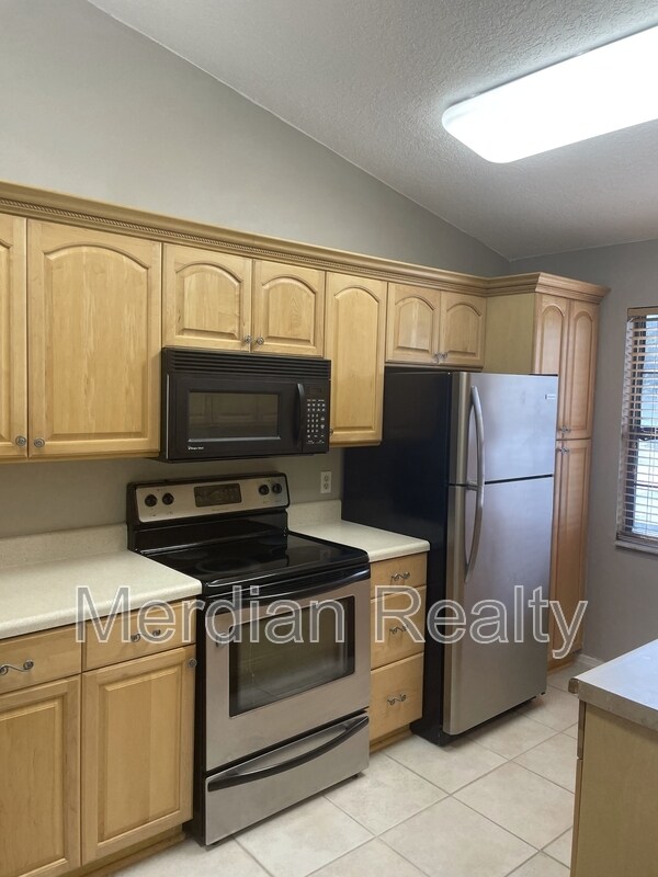 Photo - 223 Arbor Cir
