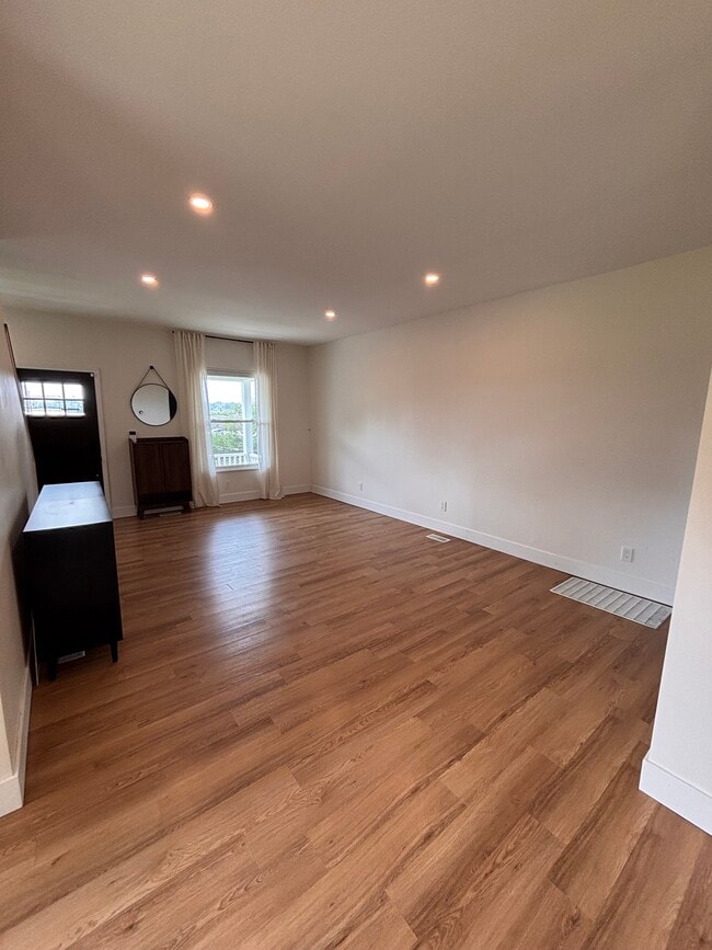 Photo - 3628 Idlewild Ave