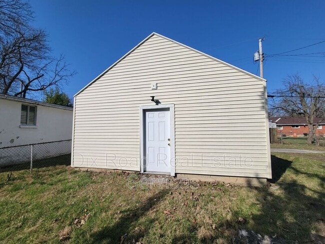 Photo - 109 N Decker Ave