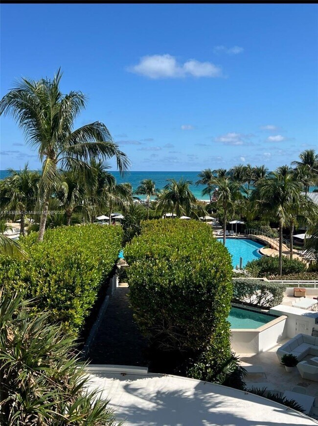 Photo - 50 South Pointe Dr Unidad 603