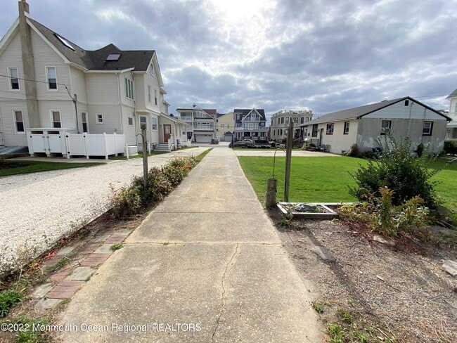 Photo - 104 11th Ave