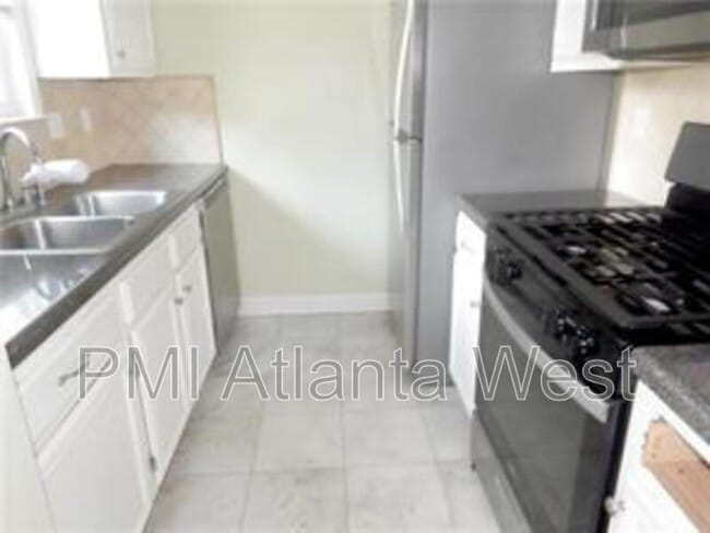 Photo - 1942 Glenwood Downs Dr