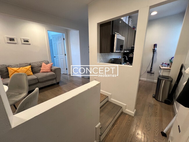 Photo - 19 Peterborough St Unit 16CP