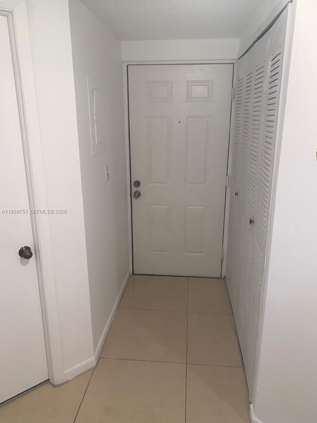 Photo - 8290 Lake Dr Unit 505