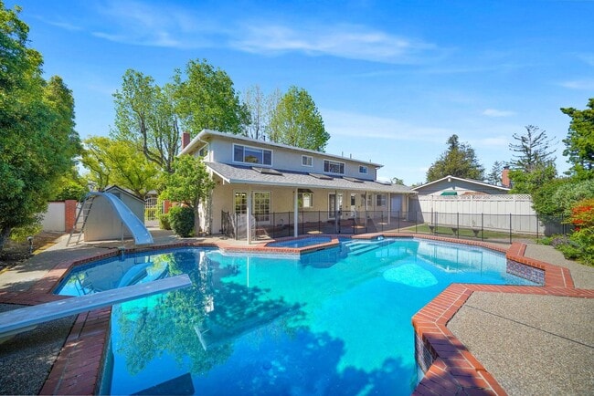 Building Photo - Executive Saratoga Home + ADU | Pool & Spa | Lynbrook High School District