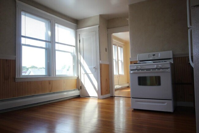 Photo - 14 Chase St Unit 4