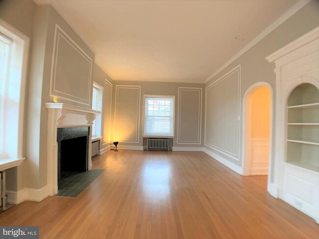 Photo - 2 E Montgomery Ave Unidad 2B