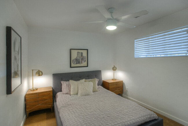 Photo - Melrose Flats