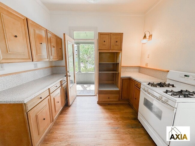 Photo - Maxwell Ave. Unit 1