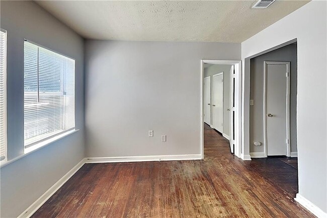 177 Lawton St SW