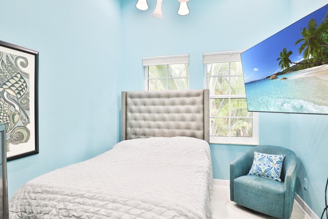 Photo - 1726 Nature Ct