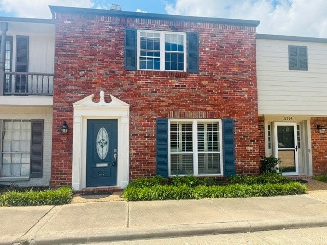 Building Photo - 12662 Rip Van Winkle Dr Unit 8