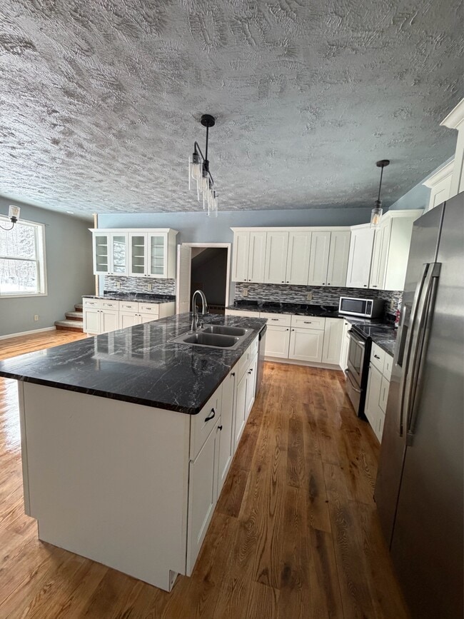 Photo - 2824 E 3 Mile Rd