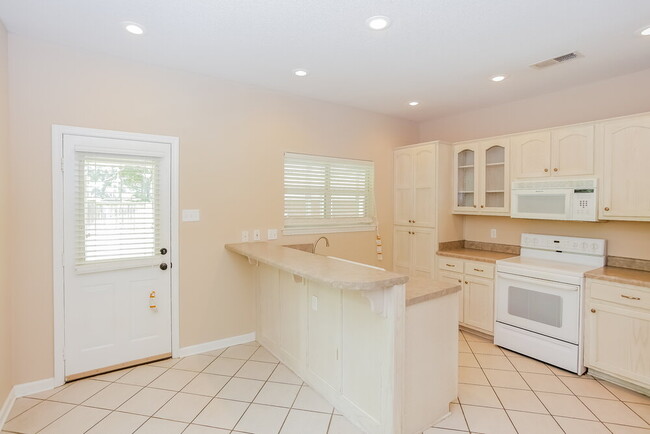 Photo - 9296 McClendon Cir N