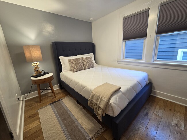 Photo - 2015 Davidson Pl Unit #2