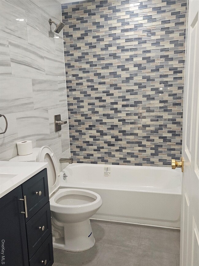 Photo - 115-19 Marsden St