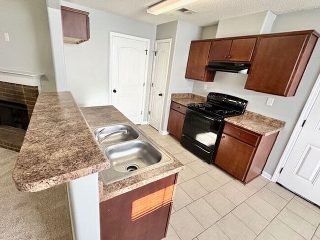 Photo - MOVE IN SPECIAL! Cordova 4 Bedroom 2,5 Bat...