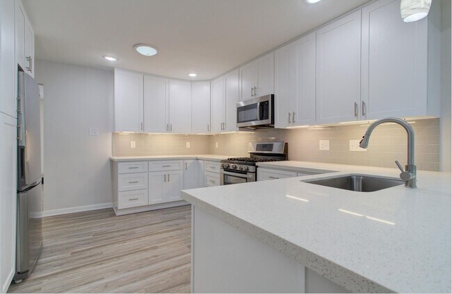 Photo - 5704 Darling St