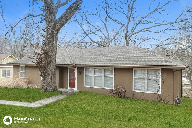 Photo - 5820 NW Aspen Ln