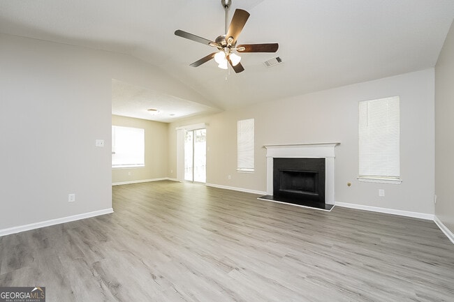 Photo - 7127 Hazelwood Dr