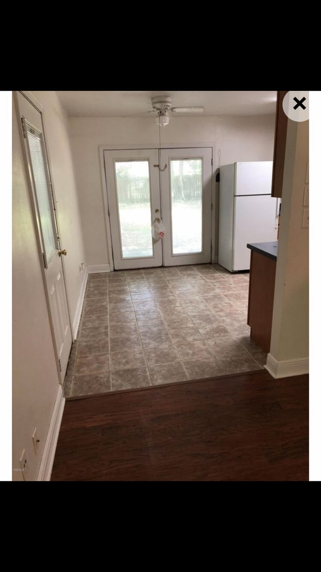 Photo - 2307 Fernwood St