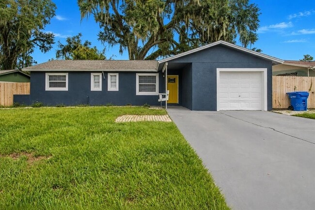 Photo - 113 Inwood Cir