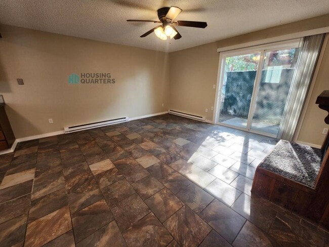 Photo - 2210 W Boone Ave