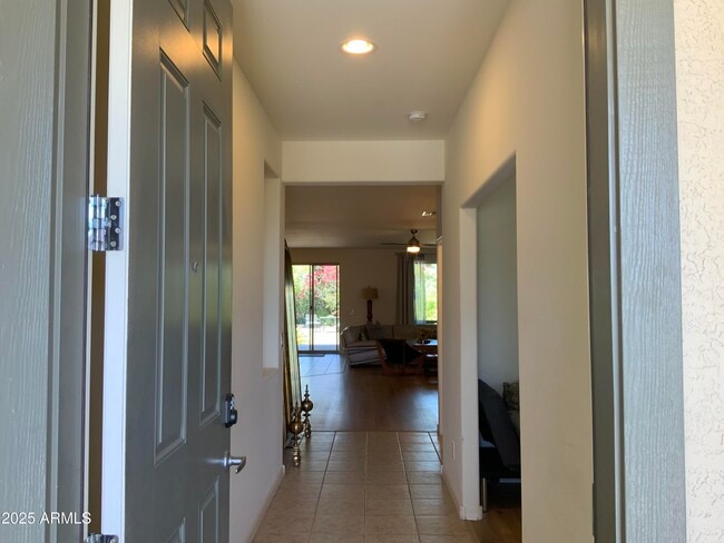 Photo - 2114 E Aire Libre Ave