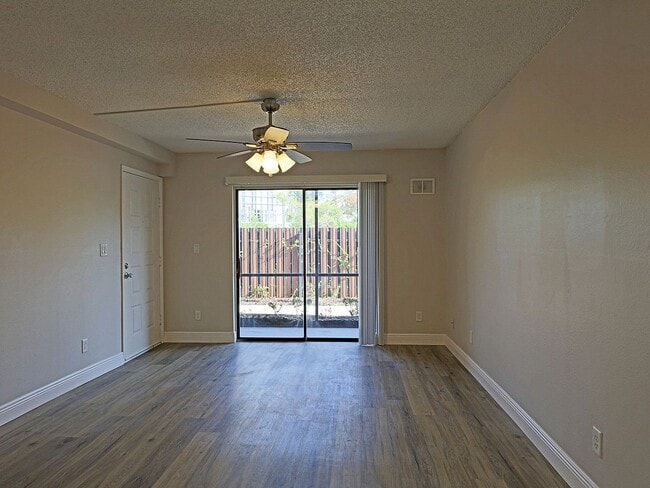 Photo - Mystic Gardens 5309-905 Unit Mystic Gardens 5309-905