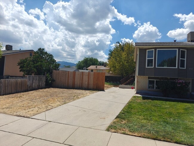 Photo - 3718 S 8200 W