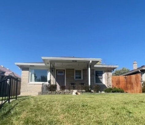 Building Photo - 924 Main St