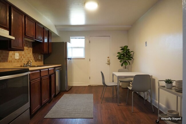 Building Photo - FREE PETS & UTILITIES INCLUDED! Boutique 2BR Golden Apt near Clear Creek Trail Unit 1409 Utah St A