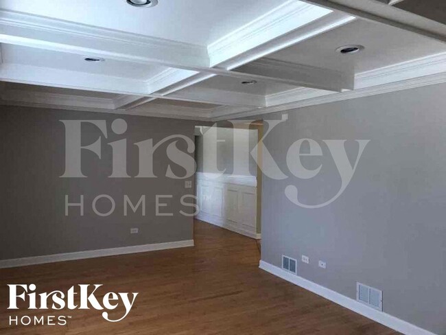 Photo - 100 S Dilger Ave