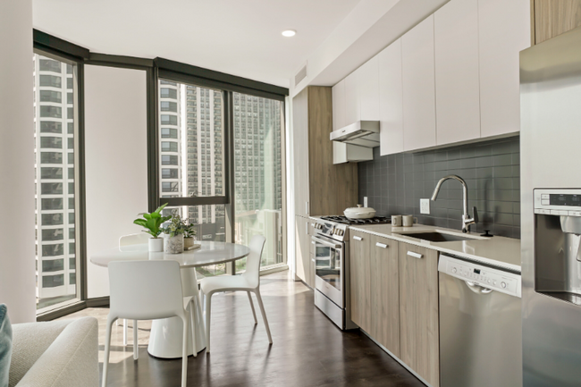 Photo - 330 E Wacker Dr Rental