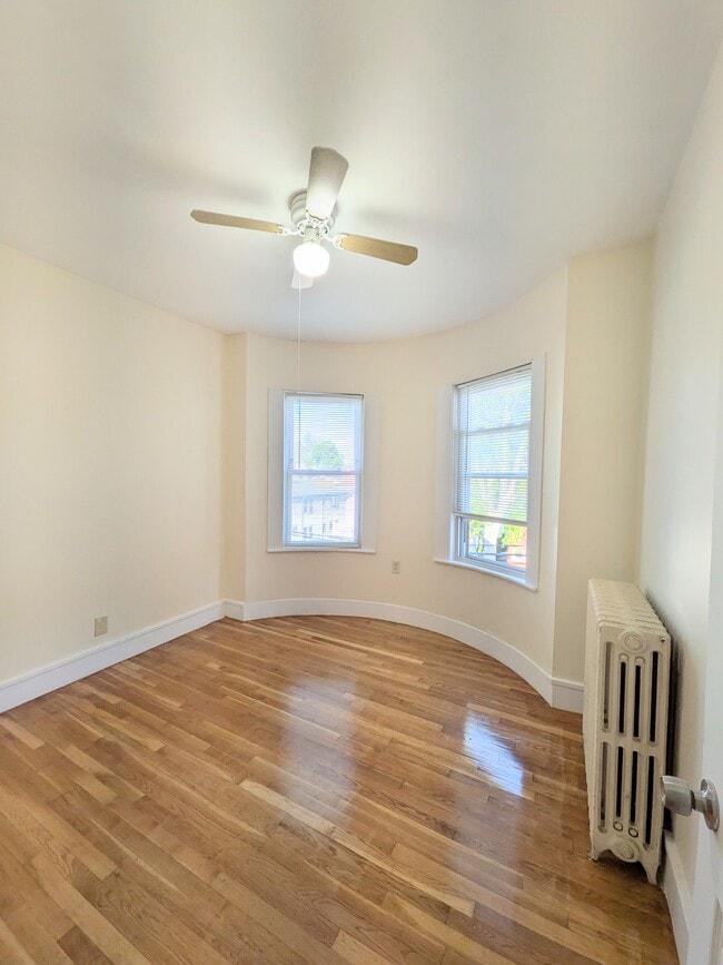 Photo - 110 Murdock St Unit 3