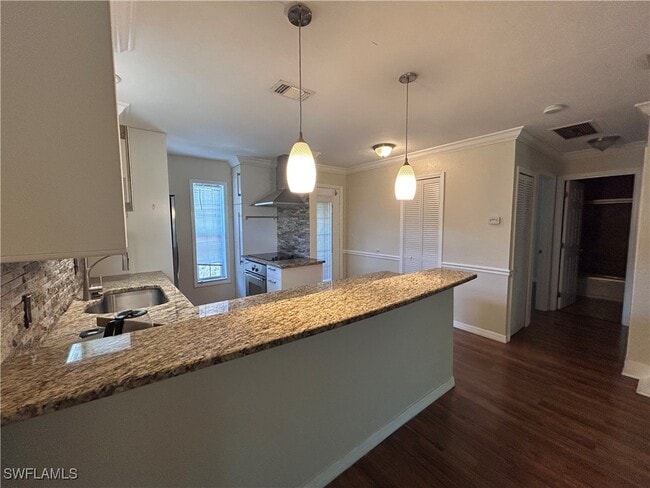 Photo - 730 111th Ave N