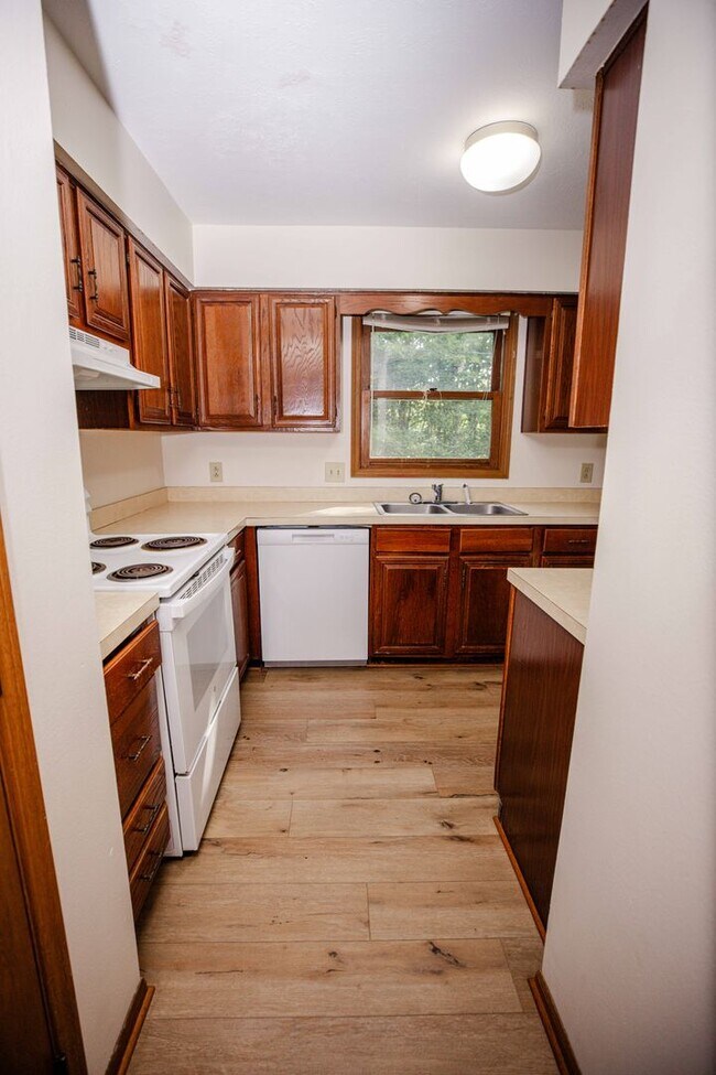 Photo - 4208 Foxfire Ct Unit 4212 Foxfire Court