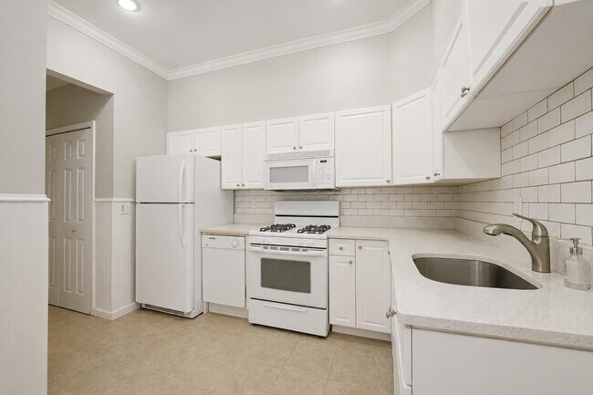Photo - 519 Willow Ave Unit 2