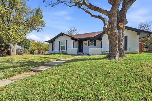 Photo - 1901 Wellington Dr