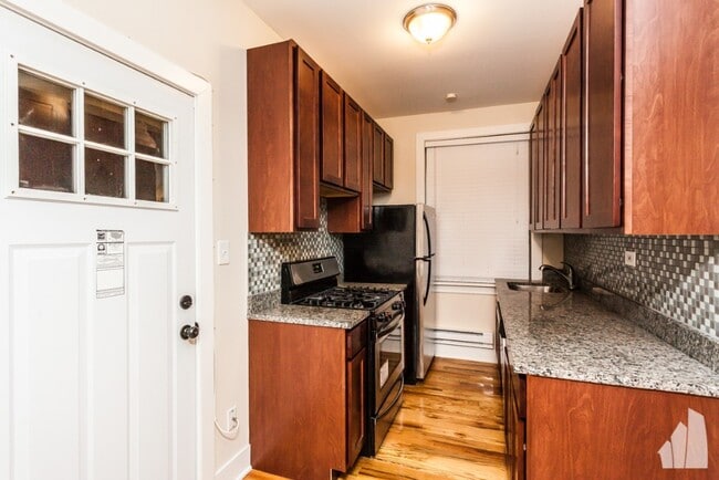 Photo - 1033 Dempster Street