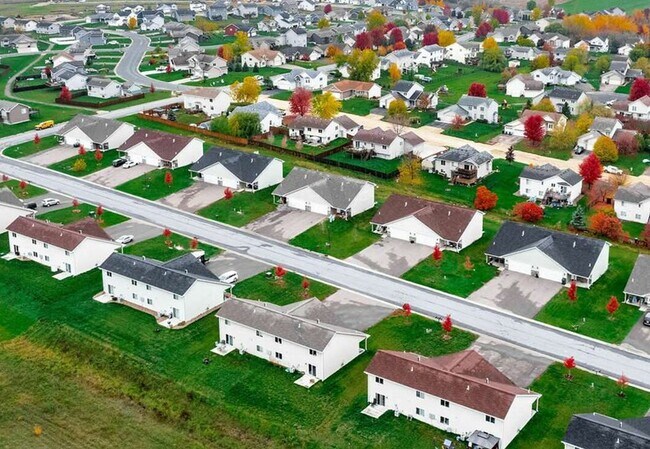 Photo - 421 E Cheyenne St