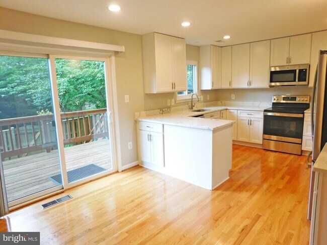 Photo - 10315 Cherry View Ct