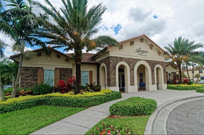 Photo - 3317 W 90th St