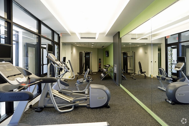 Photo - The Beverly Collection: Flats at 131