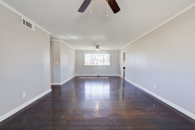 Photo - Gorgeous Midtown 3 Bedroom Remodel!